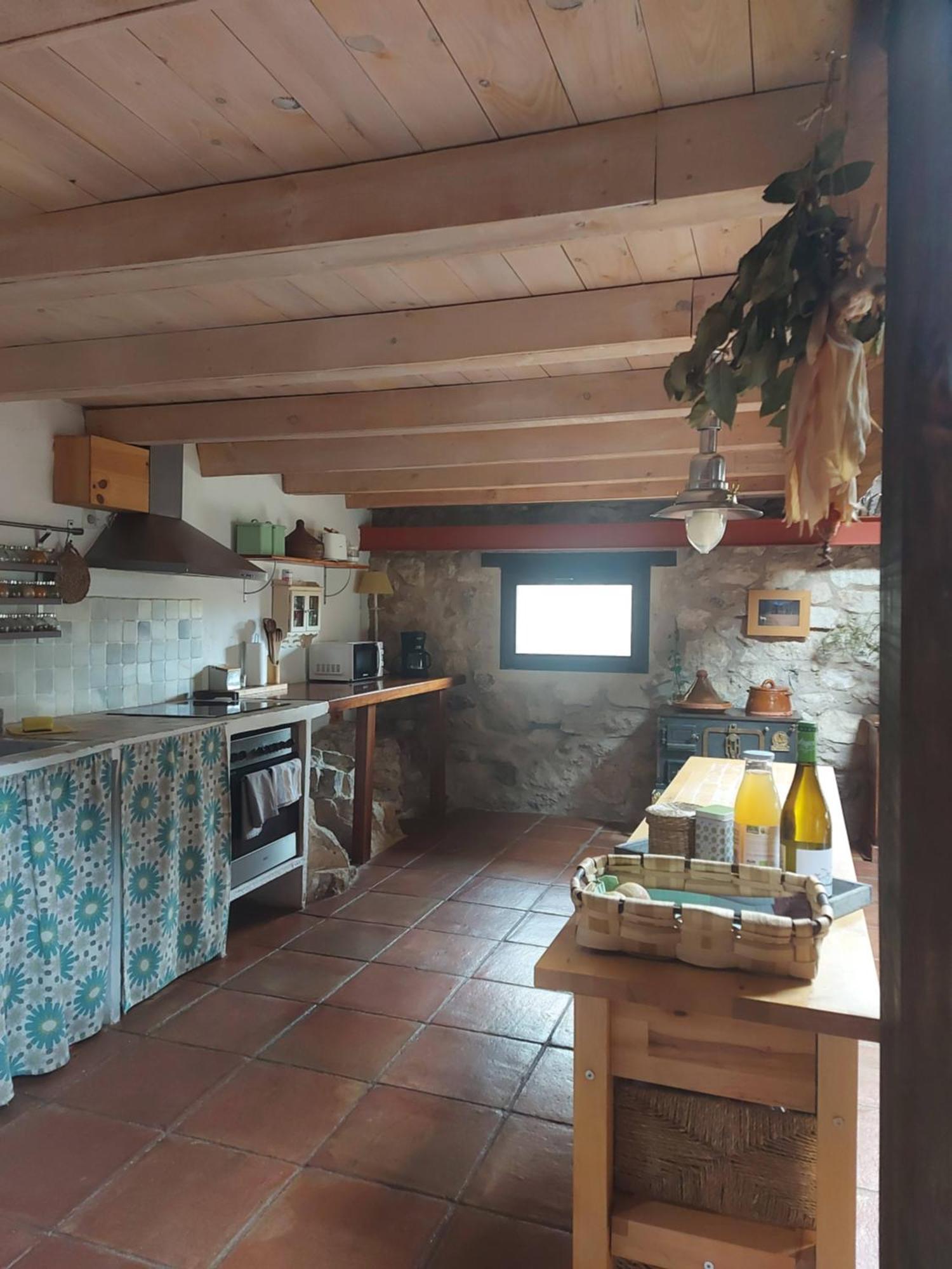 Casa Corazon De Piedra En El Rio Dulce Guest House Aragosa Екстериор снимка