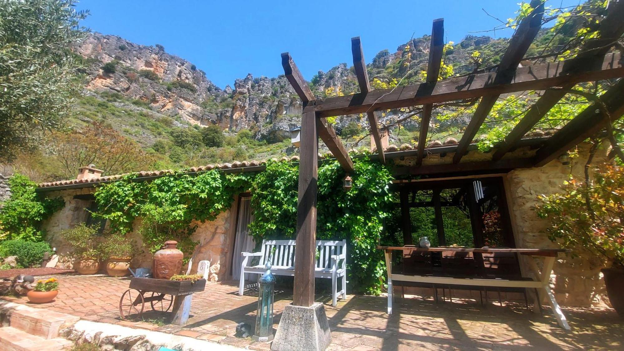 Casa Corazon De Piedra En El Rio Dulce Guest House Aragosa Екстериор снимка