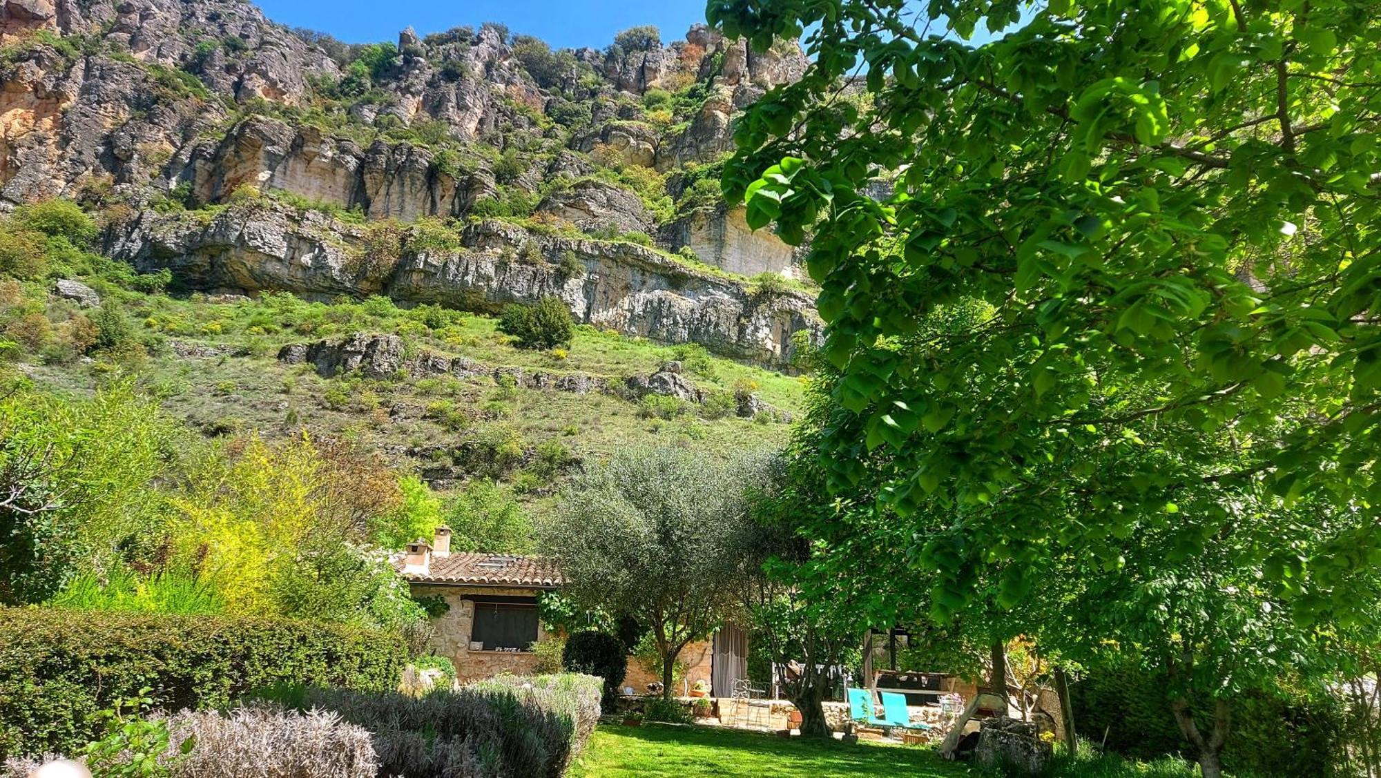 Casa Corazon De Piedra En El Rio Dulce Guest House Aragosa Екстериор снимка