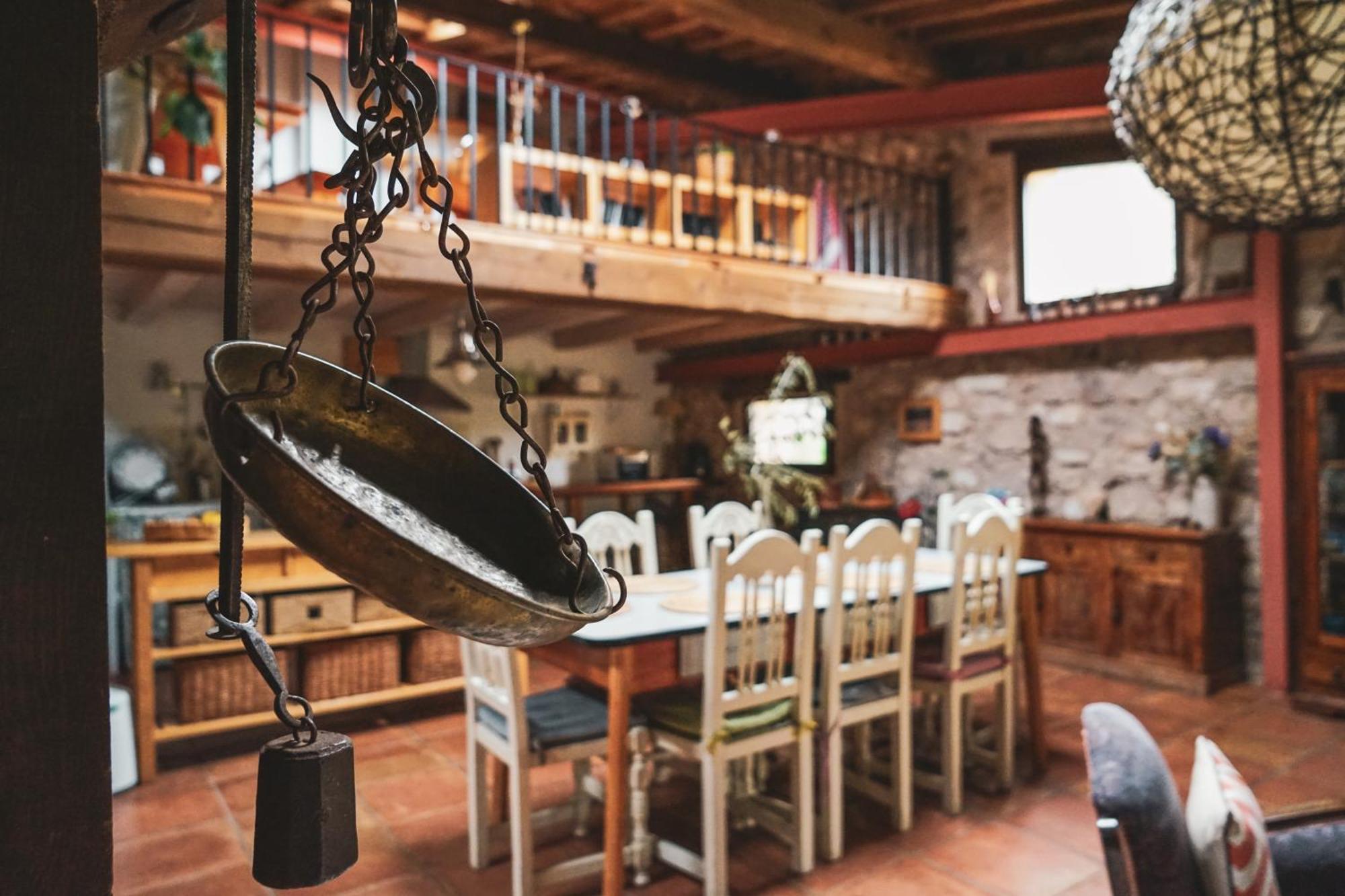 Casa Corazon De Piedra En El Rio Dulce Guest House Aragosa Екстериор снимка