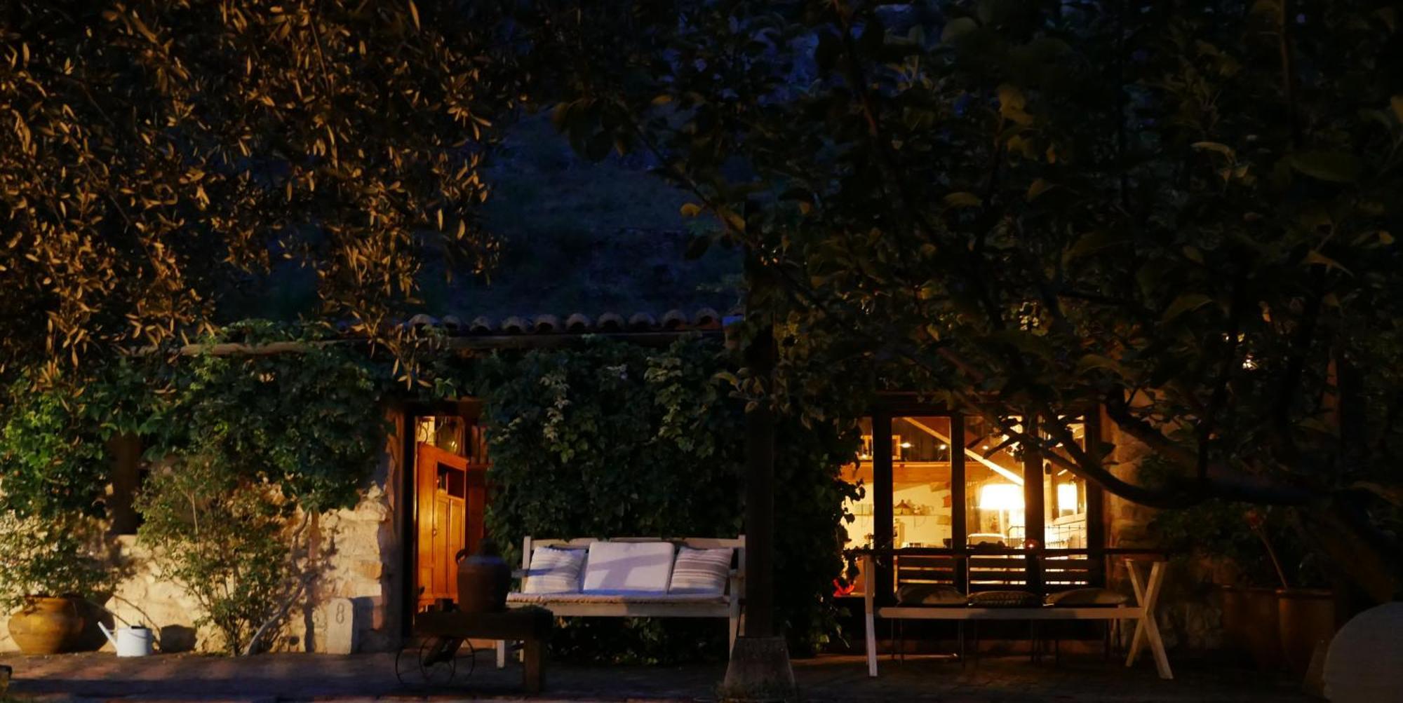 Casa Corazon De Piedra En El Rio Dulce Guest House Aragosa Екстериор снимка